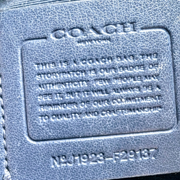 Coach Mia Shoulder Bag Pebble Leather In Navy Blue (Larger Version) Silver - Picture 4 of 5